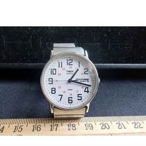 Vintage Timex Large Dial Day/Date Watch Steel Case/Band Runs Works Keeps Time